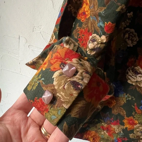 Vintage Floral Blouse - Multicolor - Picture 4 of 5